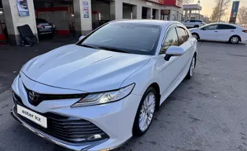 Toyota Camry 2019 года за 14 500 000 тг. в Алматы фото 1