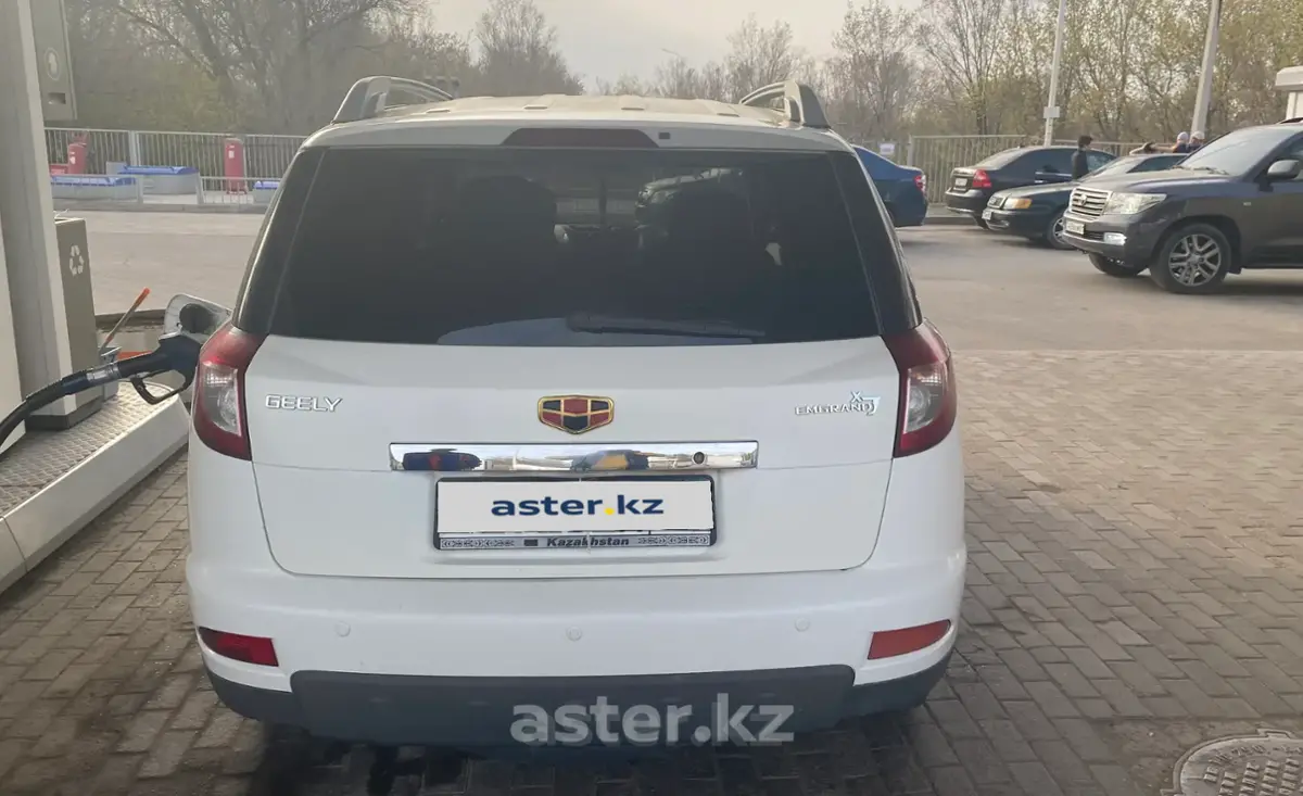 Geely Emgrand X7 2013 года за 3 000 000 тг. в Астана фото 4