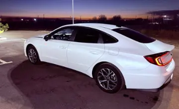 Hyundai Sonata 2022 года за 10 500 000 тг. в Карагандинская область фото 3