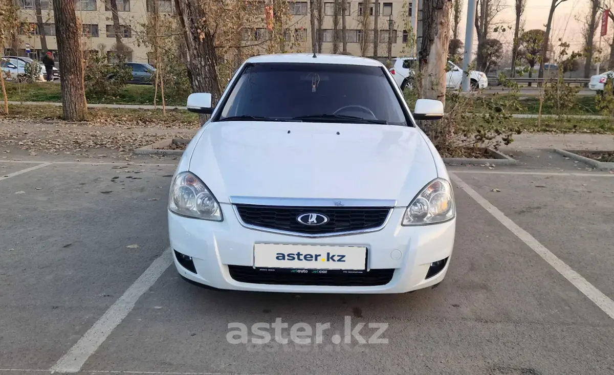 LADA (ВАЗ) Priora 2013 года за 2 200 000 тг. в Алматы фото 2