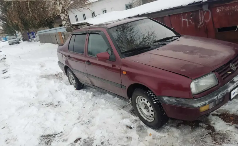 Volkswagen Vento 1993 года за 585 000 тг. в Восточно-Казахстанская область фото 4