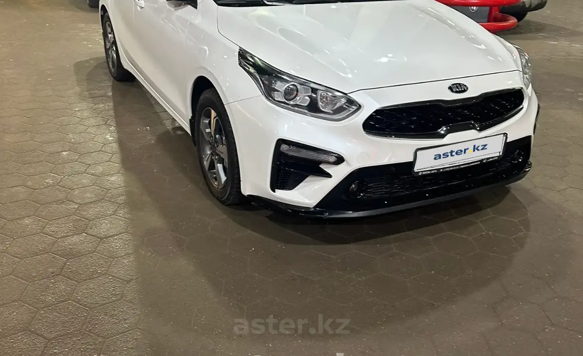 Kia Cerato 2018 года за 8 399 000 тг. в Астана фото 1