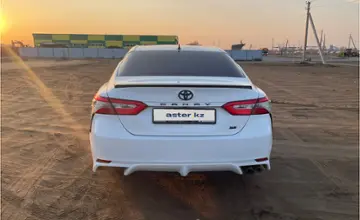Toyota Camry 2019 года за 12 650 000 тг. в Актобе фото 3