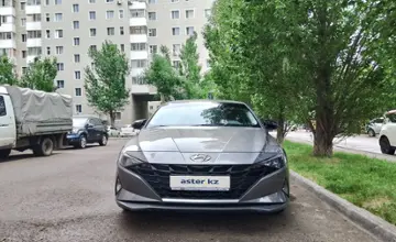 Hyundai Elantra 2021 года за 10 000 000 тг. в Астана фото 2