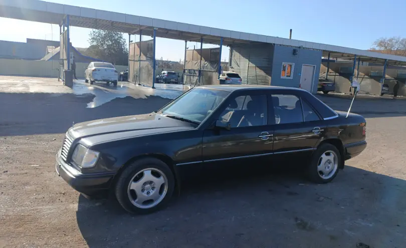 Mercedes-Benz E-Класс 1994 года за 2 700 000 тг. в Караганда