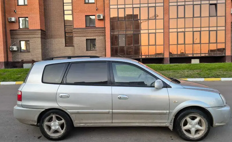 Kia Carens 2003 года за 2 700 000 тг. в Петропавловск фото 2