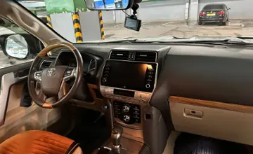 Toyota Land Cruiser Prado 2020 года за 32 000 000 тг. в Астана фото 3