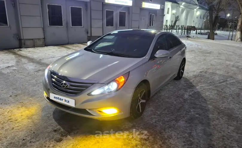 Hyundai Sonata 2013 года за 3 600 000 тг. в Карагандинская область фото 1
