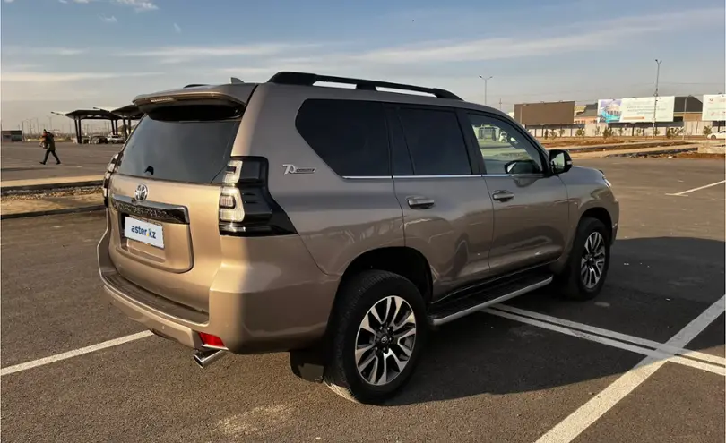 Toyota Land Cruiser Prado 2022 года за 32 000 000 тг. в Шымкент фото 3