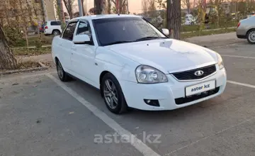 LADA (ВАЗ) Priora 2013 года за 2 200 000 тг. в Алматы фото 3