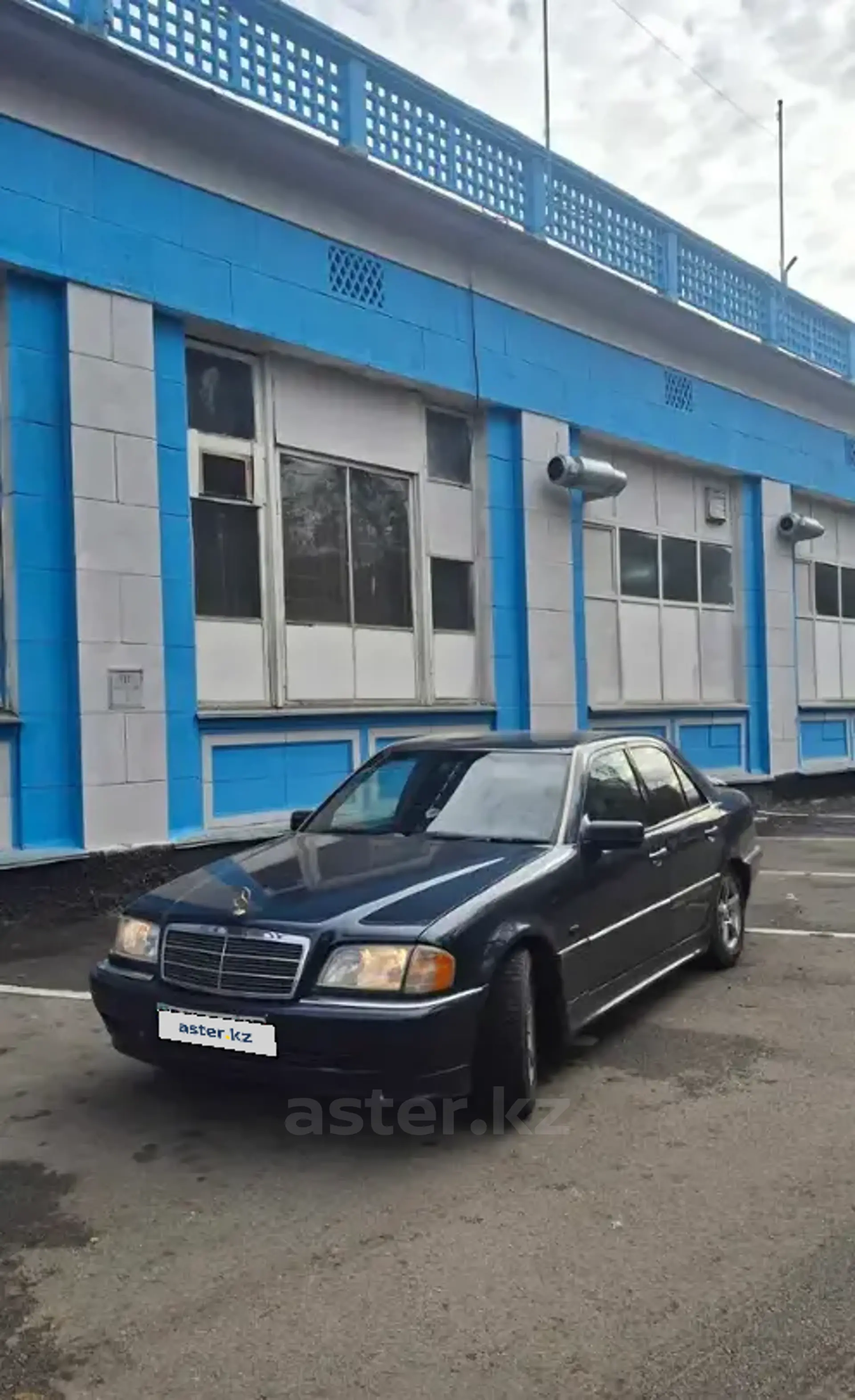 Mercedes-Benz C-Класс 1997 года за 2 100 000 тг. в Алматы фото 2