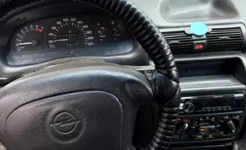 Opel Astra 1997 года за 1 500 000 тг. в Актобе фото 4