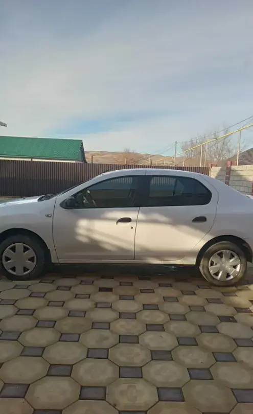 Renault Logan 2015 года за 3 300 000 тг. в Талдыкорган фото 4