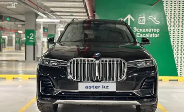BMW X7 2019 года за 35 000 000 тг. в Астана фото 3