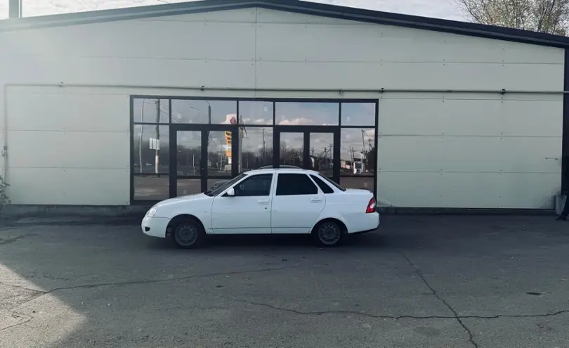 LADA (ВАЗ) Priora 2013 года за 2 000 000 тг. в Уральск фото 1