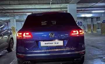 Volkswagen Touareg 2014 года за 13 600 000 тг. в Астана