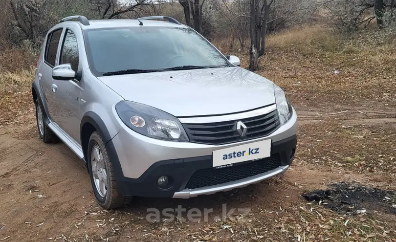 Renault Sandero 2014 года за 3 200 000 тг. в Караганда
