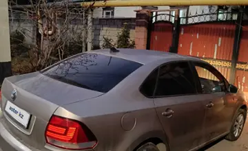 Volkswagen Polo 2018 года за 5 600 000 тг. в Алматы фото 3