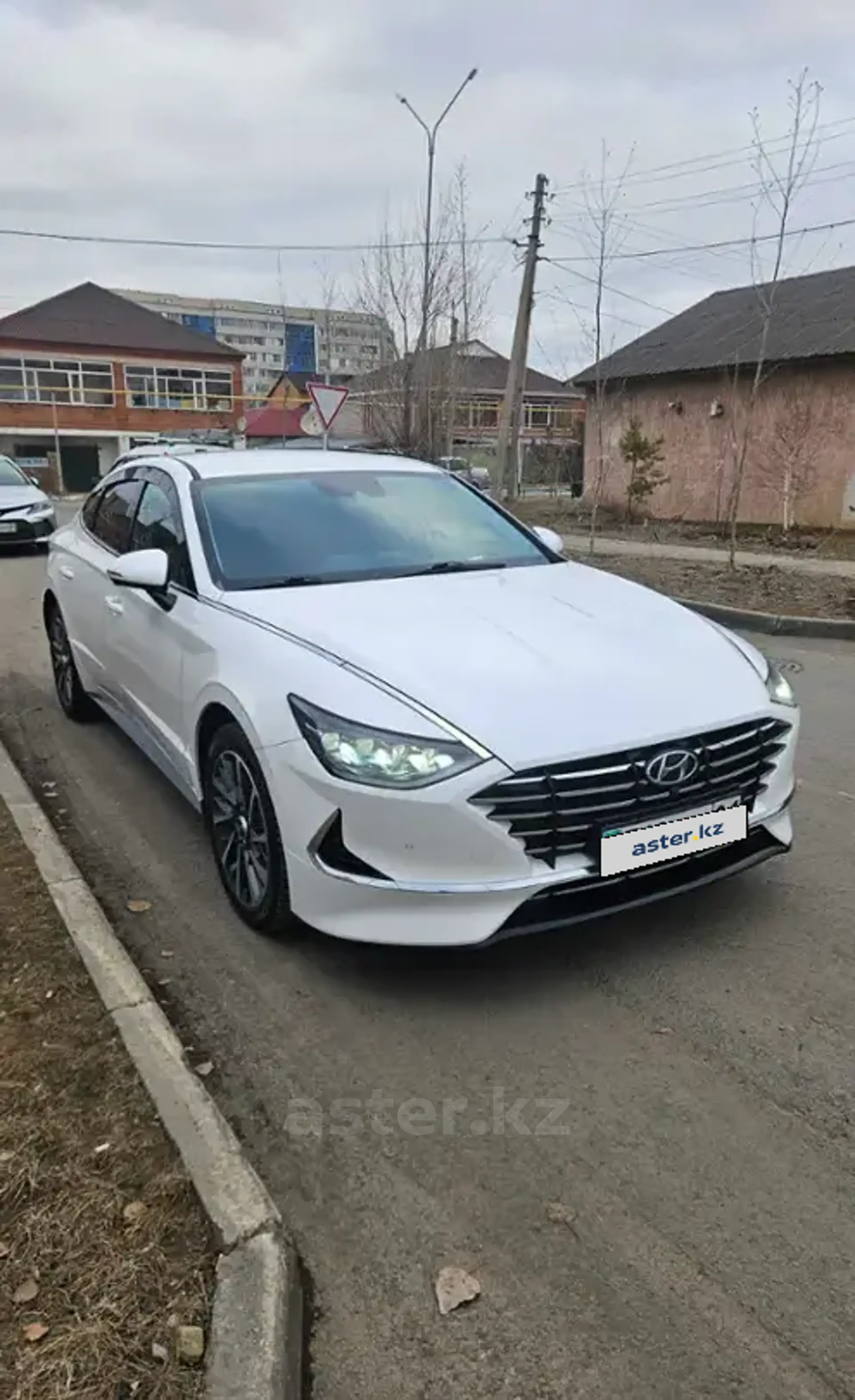 Hyundai Sonata 2020 года за 12 500 000 тг. в Астана фото 3