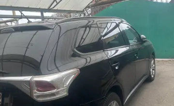 Mitsubishi Outlander 2012 года за 7 600 000 тг. в Алматы фото 2