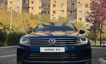 Volkswagen Touareg 2014 года за 13 600 000 тг. в Астана фото 1