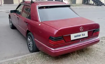 Mercedes-Benz E-Класс 1992 года за 1 200 000 тг. в Астана фото 4