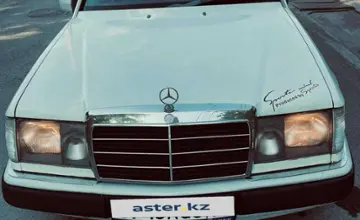 Mercedes-Benz W124 1991 года за 1 500 000 тг. в Караганда фото 2