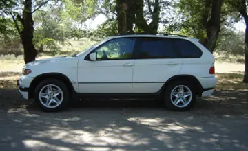 BMW X5 2004 года за 6 300 000 тг. в Алматы фото 3