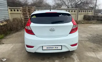 Hyundai Solaris 2013 года за 4 500 000 тг. в Актау фото 4