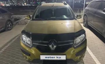 Renault Sandero 2015 года за 3 500 000 тг. в Астана фото 2