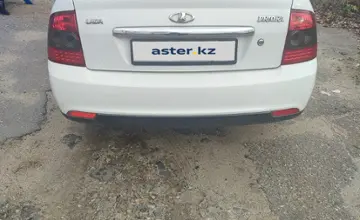 LADA (ВАЗ) Priora 2015 года за 2 800 000 тг. в Усть-Каменогорск фото 3