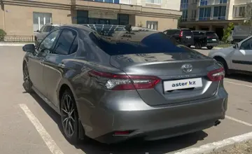 Toyota Camry 2022 года за 18 000 000 тг. в Астана