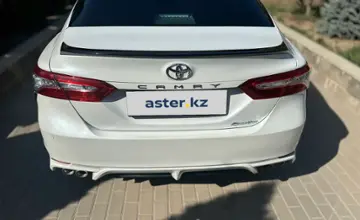 Toyota Camry 2023 года за 18 000 000 тг. в Алматы