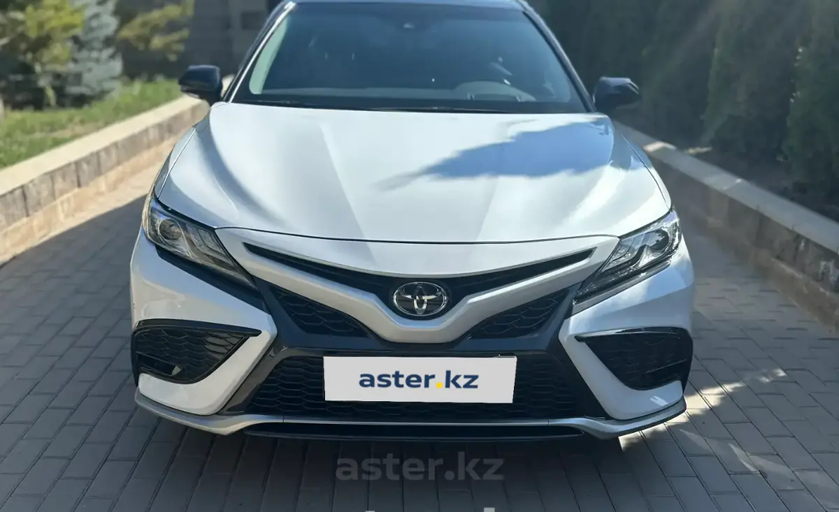 Toyota Camry 2023 года за 18 000 000 тг. в Алматы фото 2