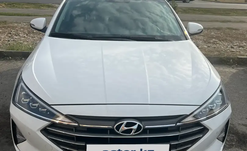 Hyundai Elantra 2020 года за 9 000 000 тг. в Талдыкорган