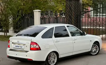 LADA (ВАЗ) Priora 2014 года за 3 000 000 тг. в Караганда фото 4