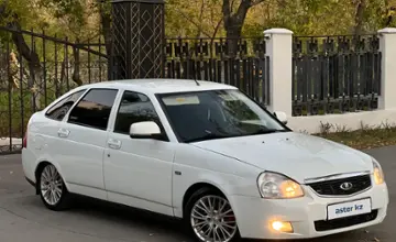LADA (ВАЗ) Priora 2014 года за 3 000 000 тг. в Караганда фото 3