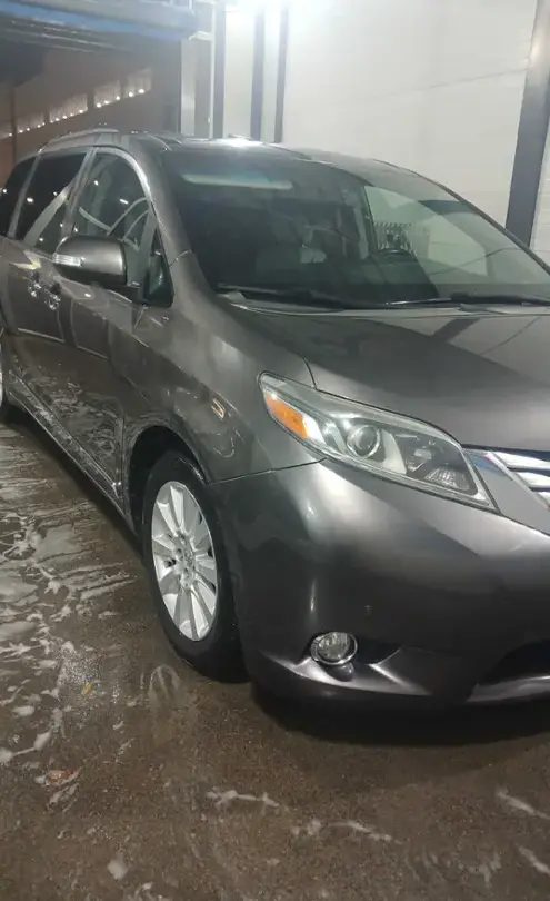 Toyota Sienna 2016 года за 16 000 000 тг. в Алматы фото 3
