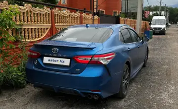 Toyota Camry 2020 года за 11 000 000 тг. в Алматы фото 4