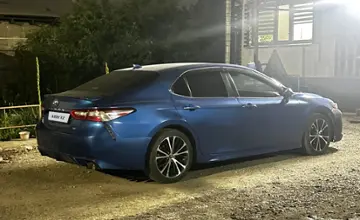 Toyota Camry 2020 года за 11 000 000 тг. в Алматы фото 3