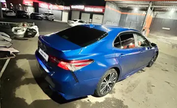 Toyota Camry 2020 года за 11 000 000 тг. в Алматы