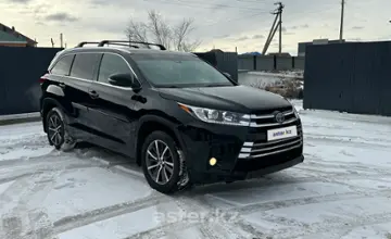 Toyota Highlander 2017 года за 15 000 000 тг. в Костанай фото 2