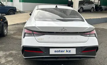 Hyundai Elantra 2023 года за 9 000 000 тг. в Атырау фото 2