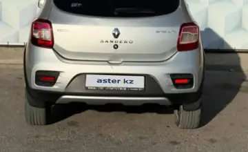 Renault Sandero 2017 года за 3 600 000 тг. в Туркестанская область фото 3