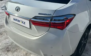Toyota Corolla 2018 года за 9 200 000 тг. в Караганда фото 3