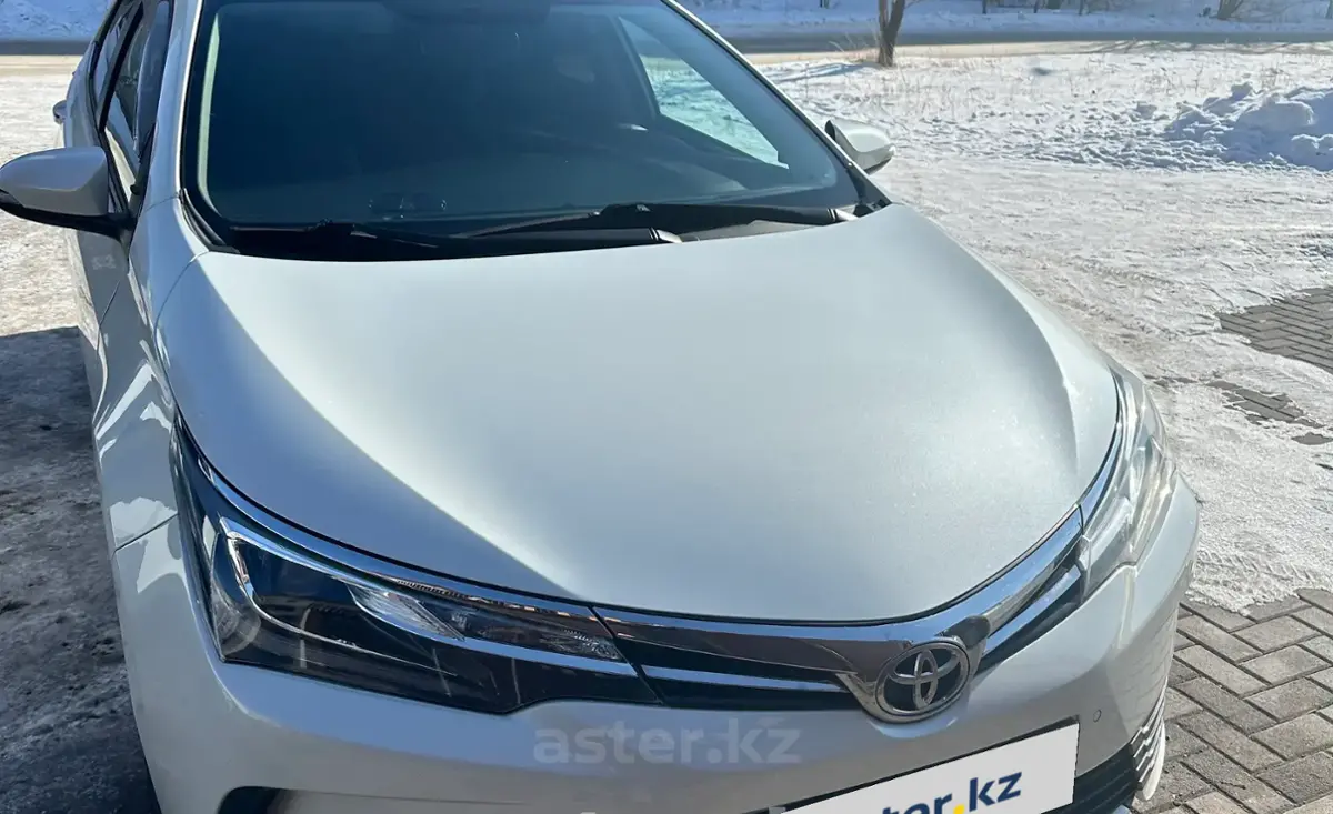 Toyota Corolla 2018 года за 9 200 000 тг. в Караганда фото 1