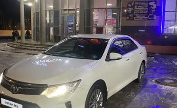 Toyota Camry 2017 года за 12 000 000 тг. в Усть-Каменогорск фото 2