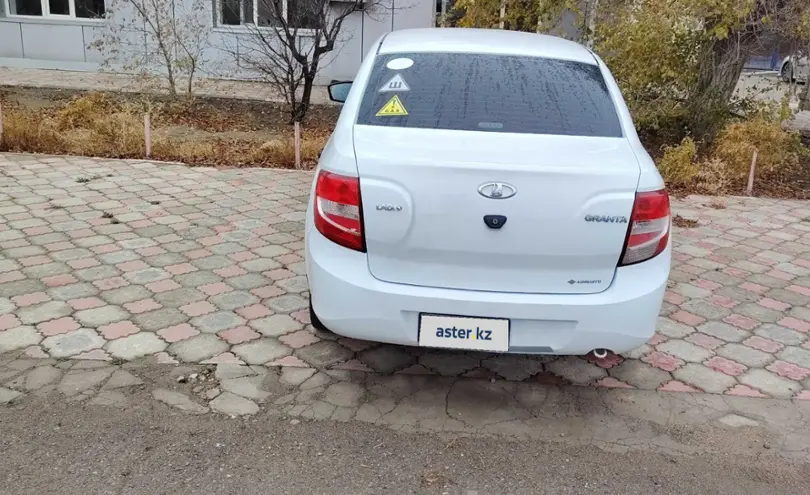 LADA (ВАЗ) Granta 2018 года за 3 600 000 тг. в Атырауская область фото 4