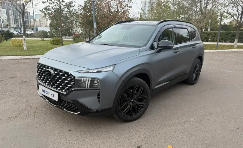 Hyundai Santa Fe 2021 года за 18 500 000 тг. в Астана