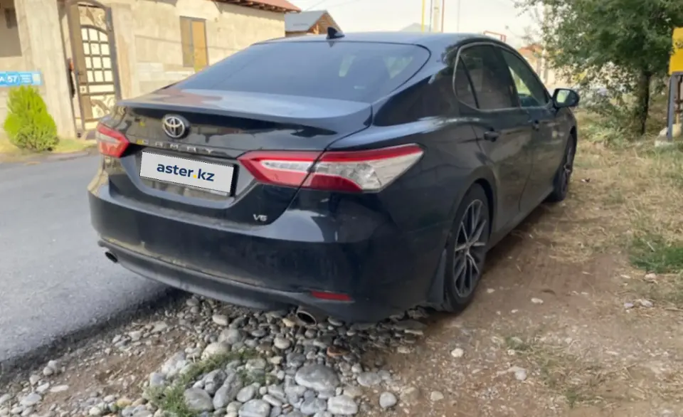 Toyota Camry 2021 года за 16 000 000 тг. в Шымкент